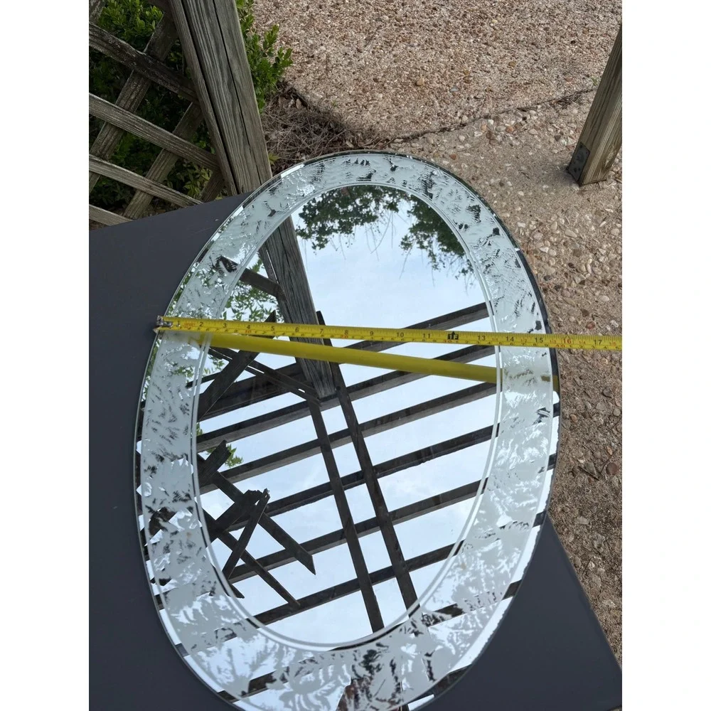 N/A oval wall
